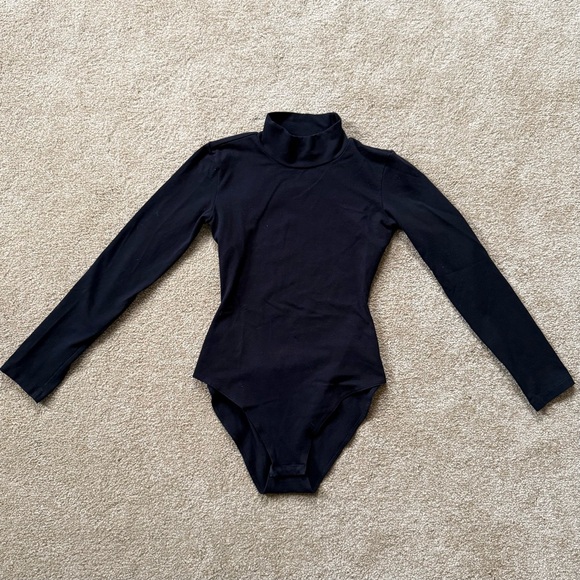 Style Addict Black Open-Back Bodysuit - Picture 8 of 9